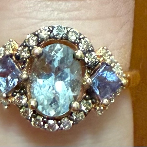 Le Vian Aqua/Tanzanite Ring 1/6 ct tw
Diamonds 14K Gold size 6 1/2 rare - Picture 6 of 6